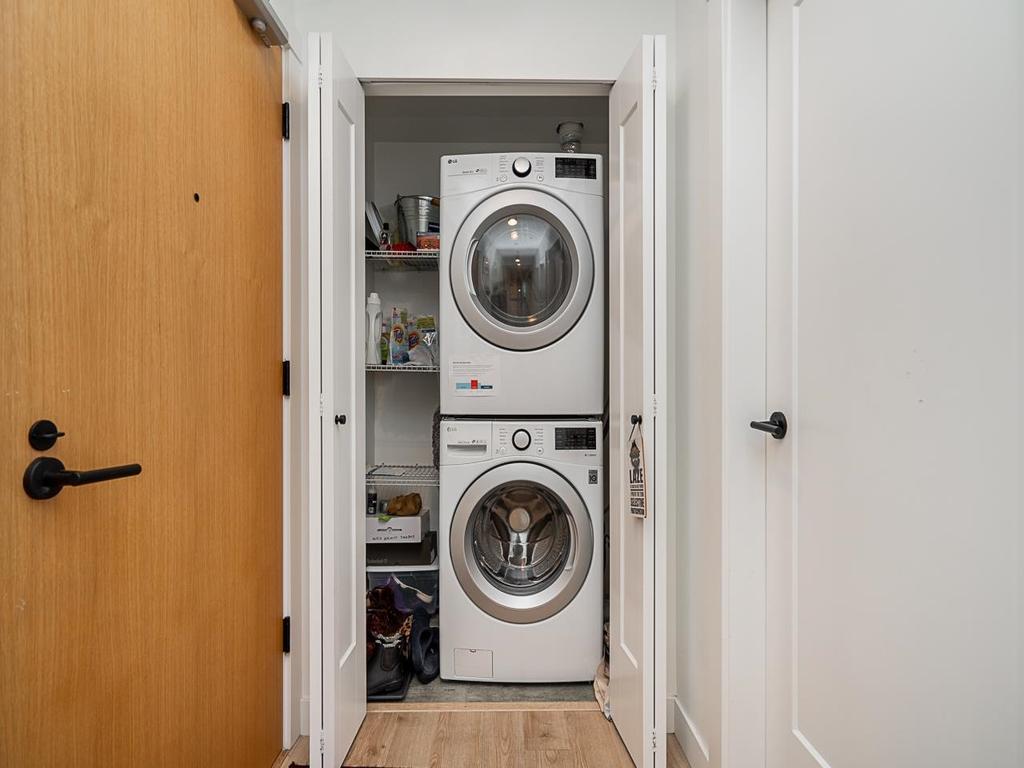 Listing Image for R3080633