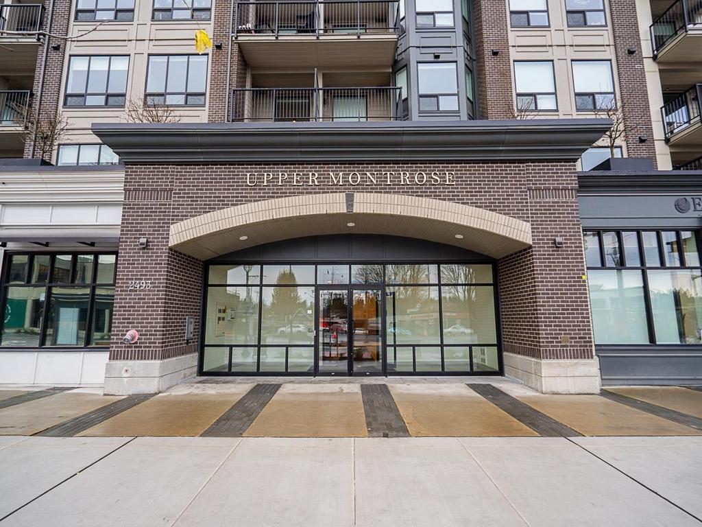 Listing Image for R3080633