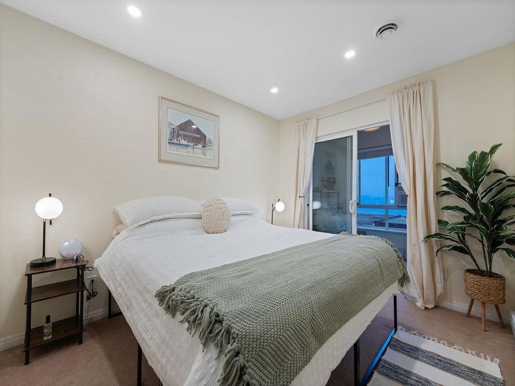 Listing Image for R3080639