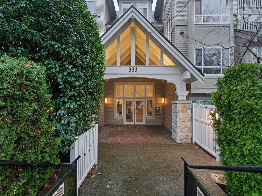 Listing Image for R3080639