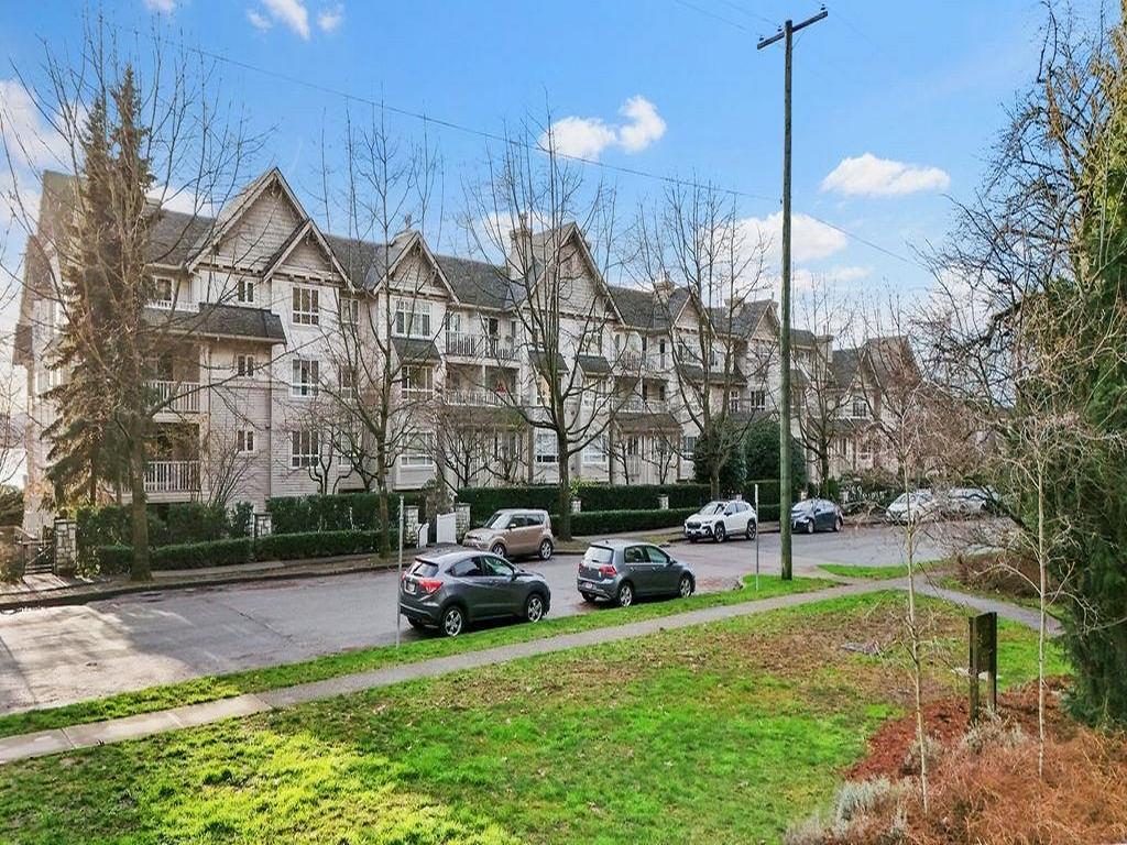 Listing Image for R3080639