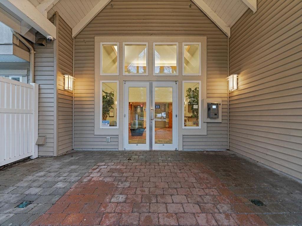 Listing Image for R3080639