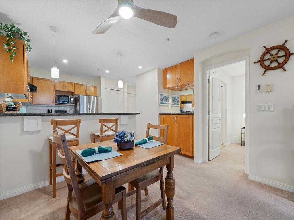 Listing Image for R3080639