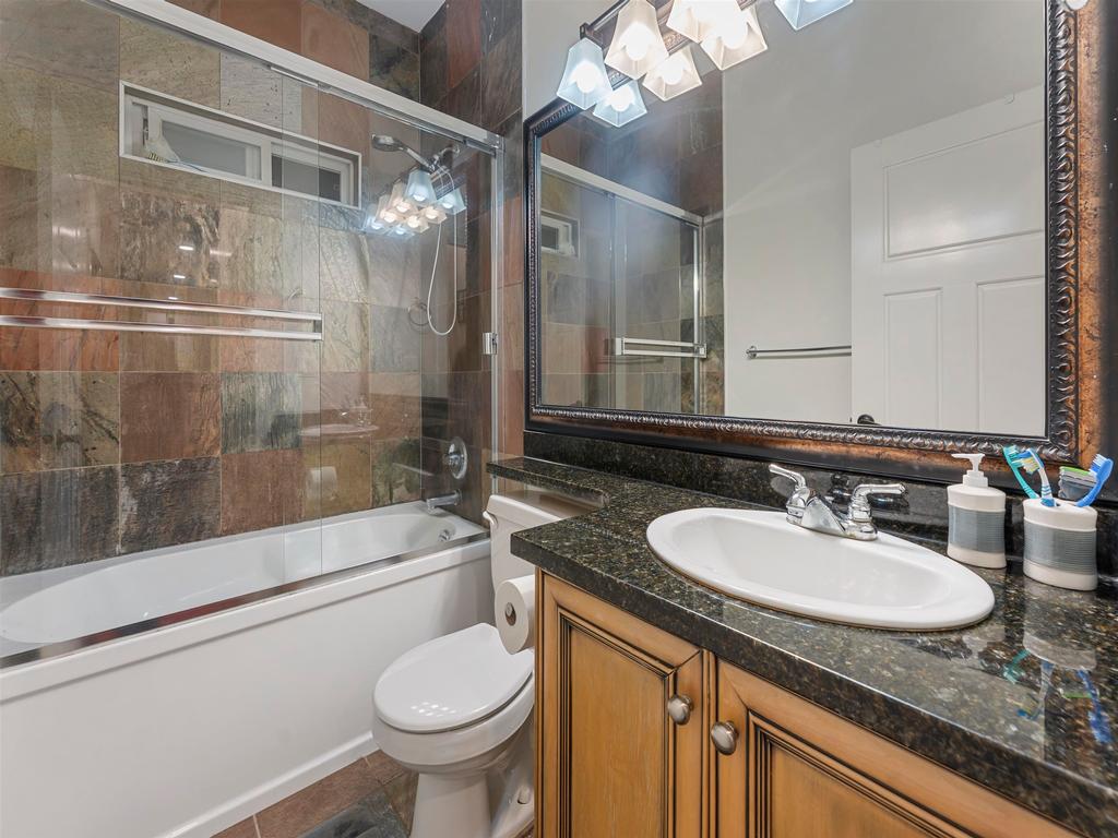 Listing Image for R3080647