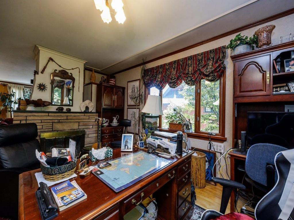 Listing Image for R3080658