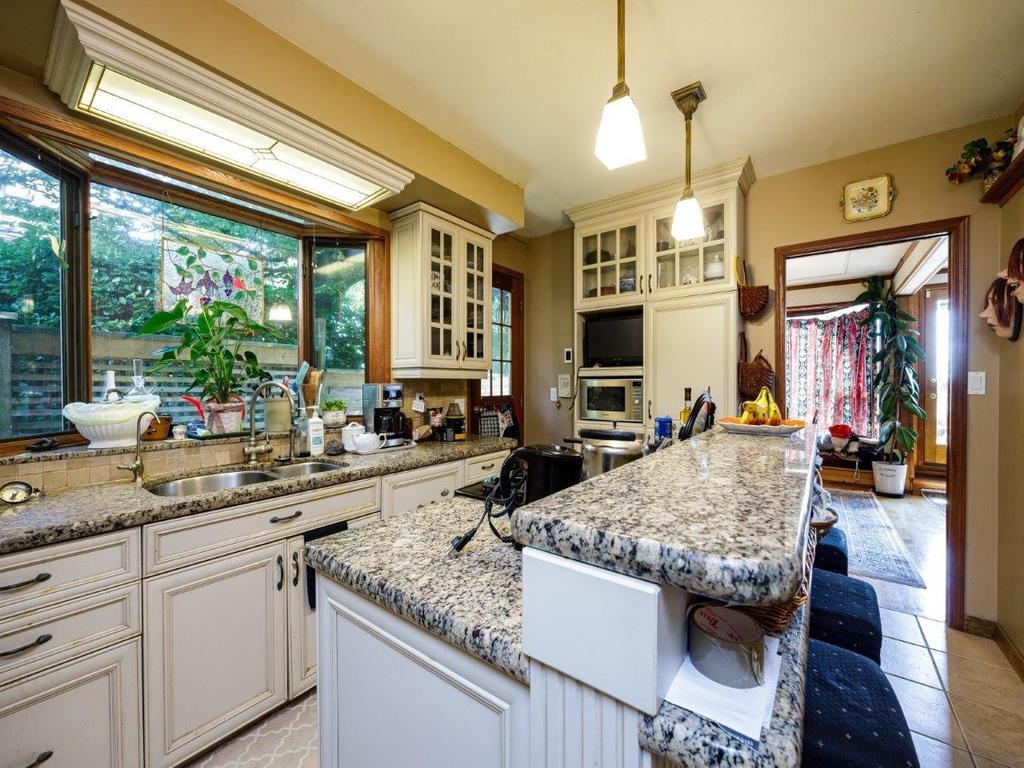 Listing Image for R3080658