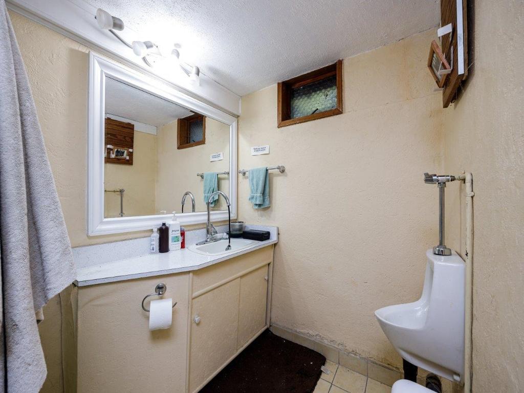 Listing Image for R3080658