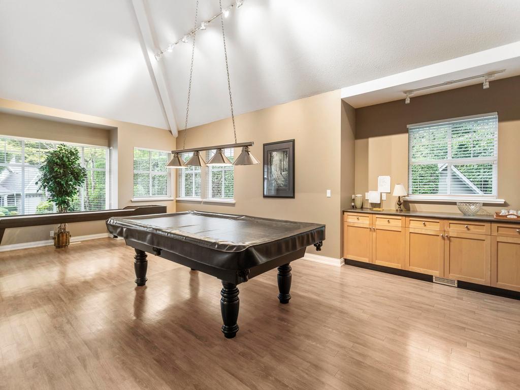 Listing Image for R3080659