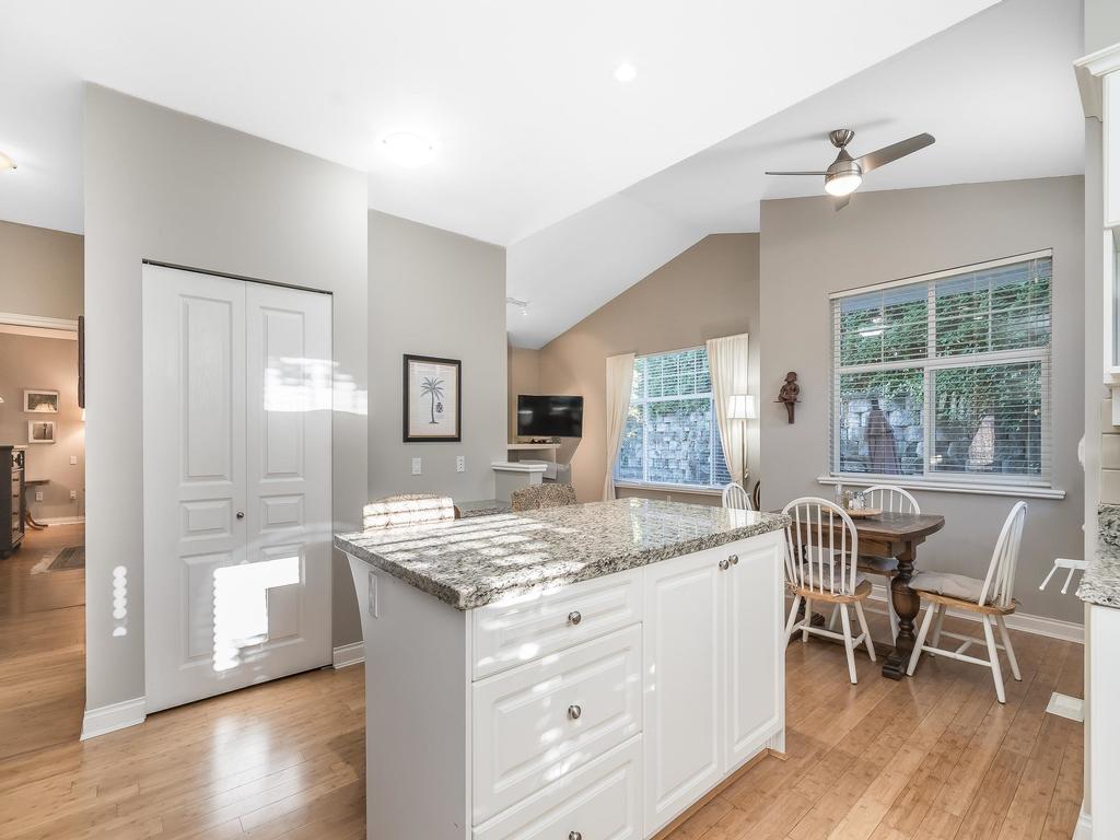 Listing Image for R3080659