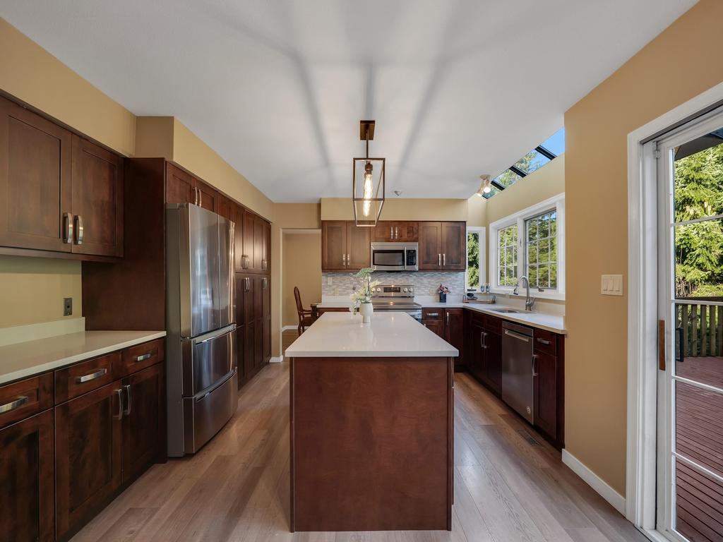 Listing Image for R3080671