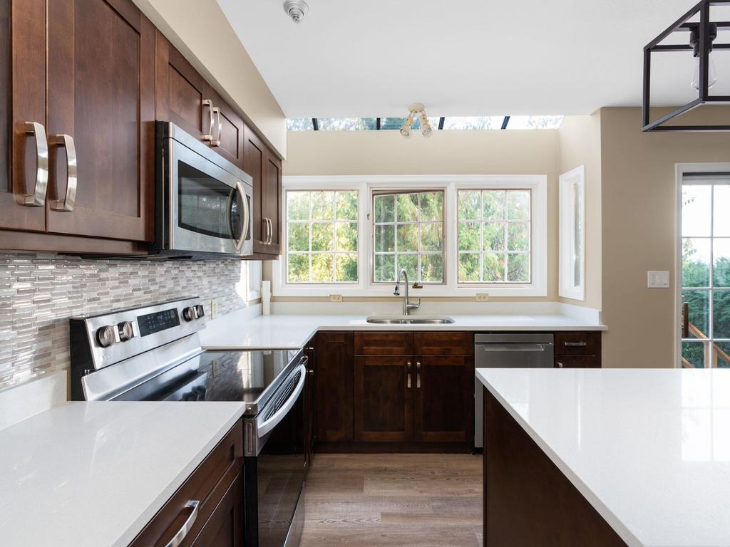 Listing Image for R3080671