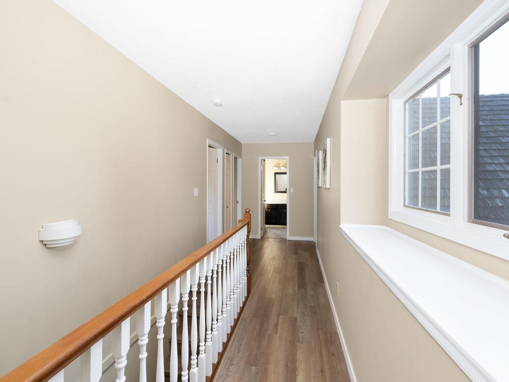 Listing Image for R3080671