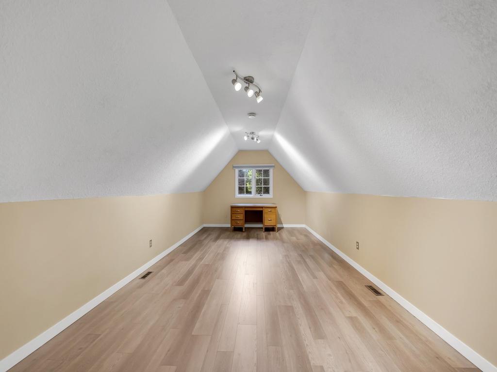 Listing Image for R3080671