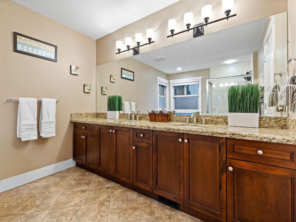 Listing Image for R3080684