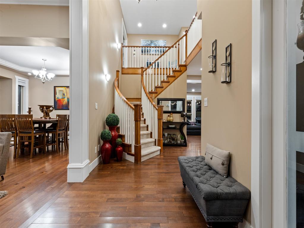 Listing Image for R3080684