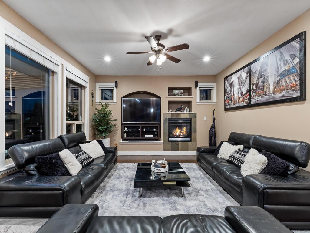 Listing Image for R3080684