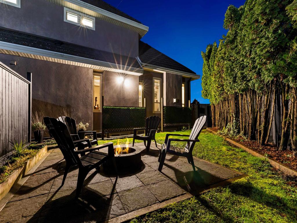 Listing Image for R3080684