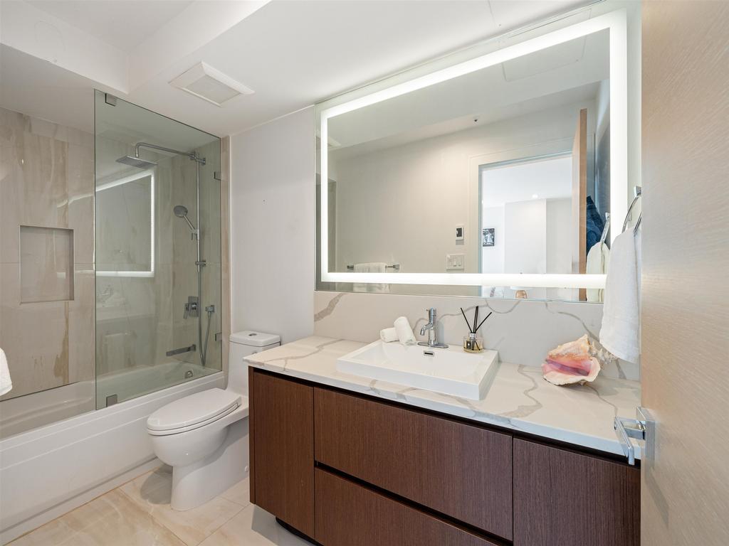 Listing Image for R3080686