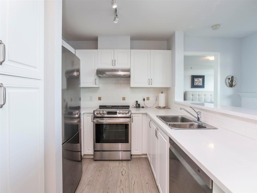 Listing Image for R3080690