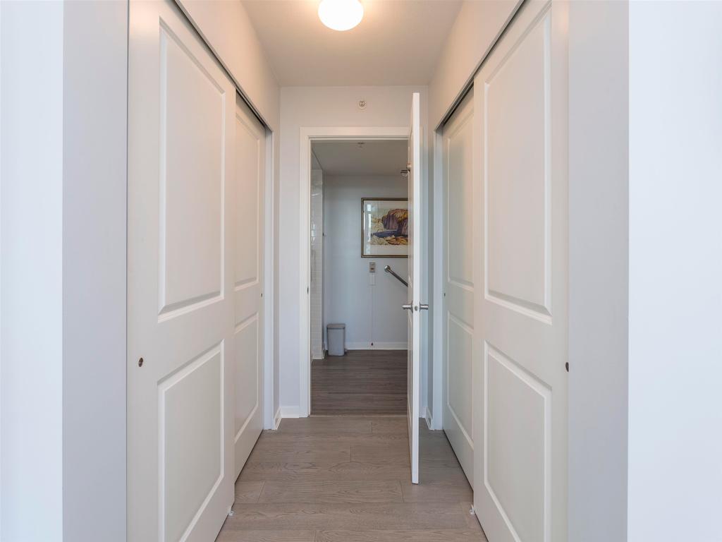 Listing Image for R3080690