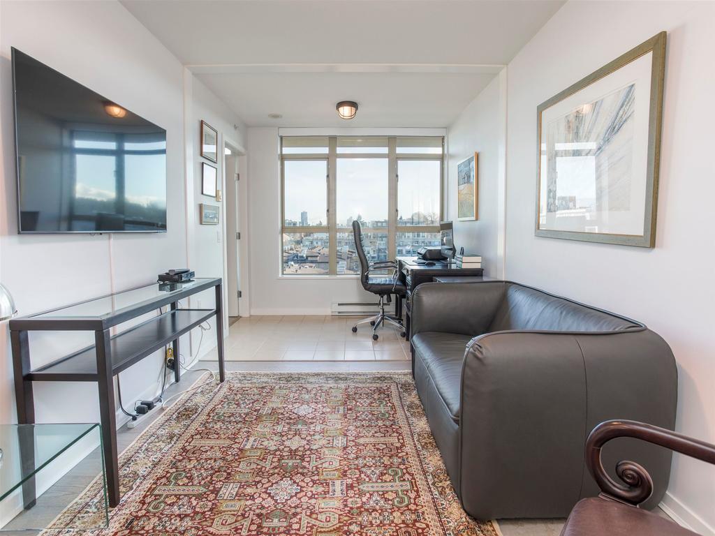 Listing Image for R3080690