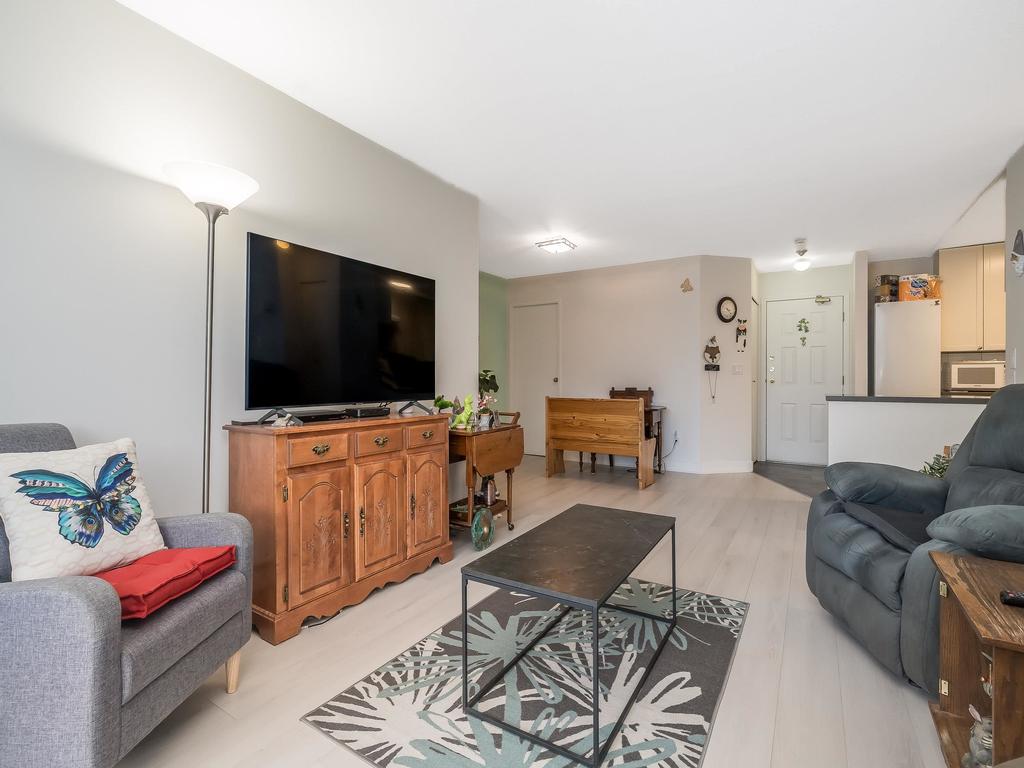 Listing Image for R3080712