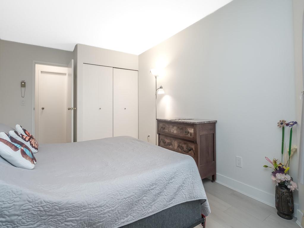 Listing Image for R3080712