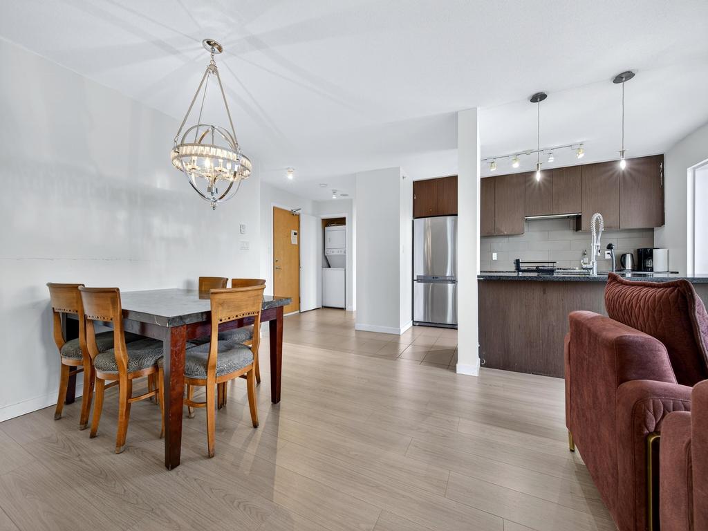 Listing Image for R3080715