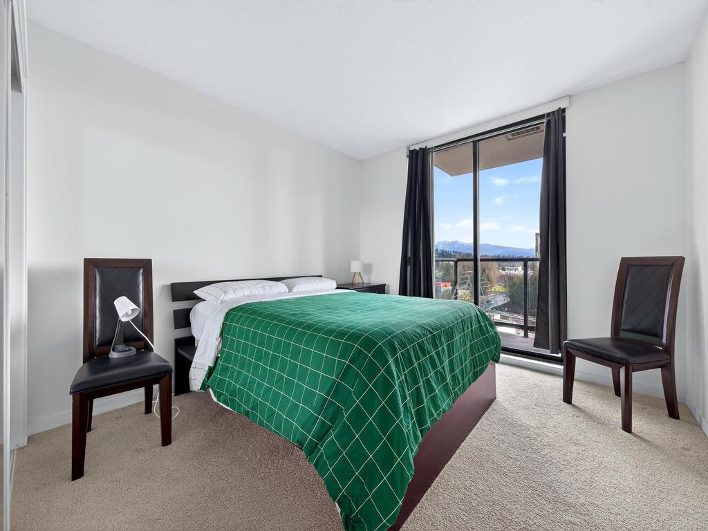 Listing Image for R3080715