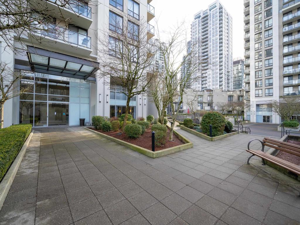 Listing Image for R3080715