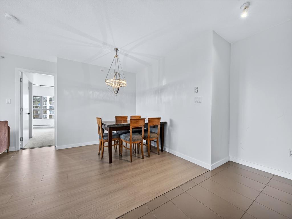 Listing Image for R3080715