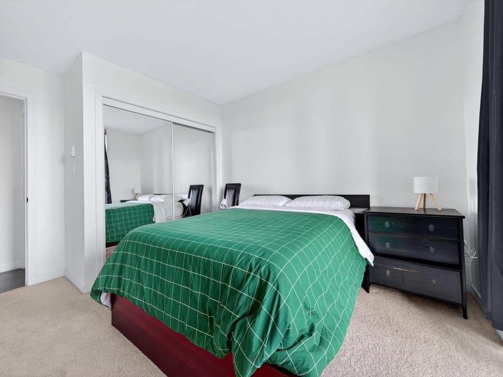 Listing Image for R3080715