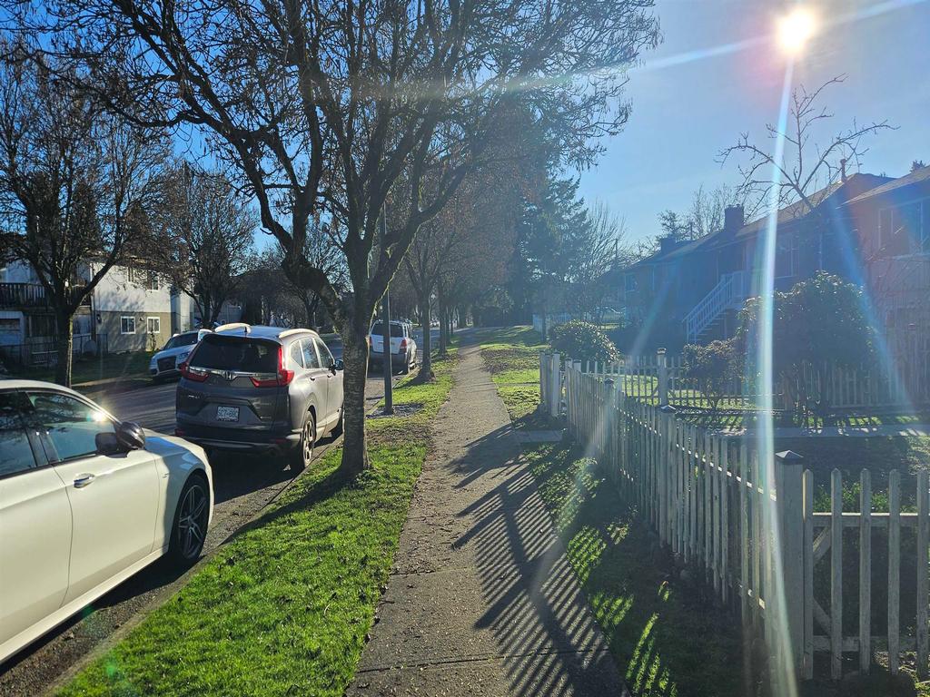 Listing Image for R3080716