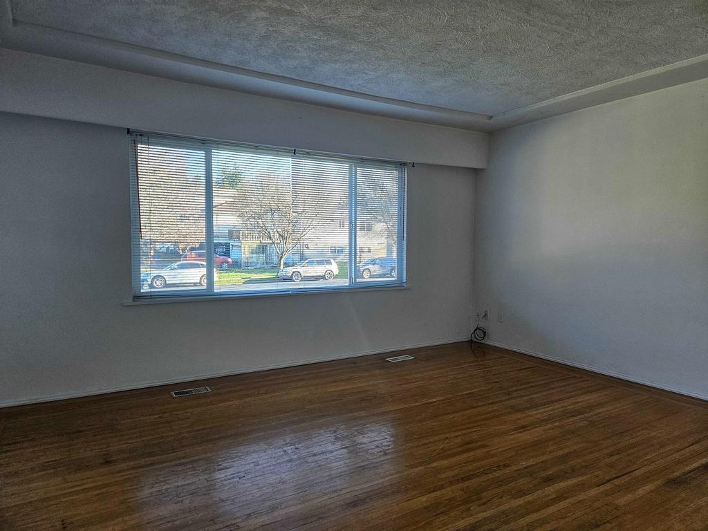 Listing Image for R3080716