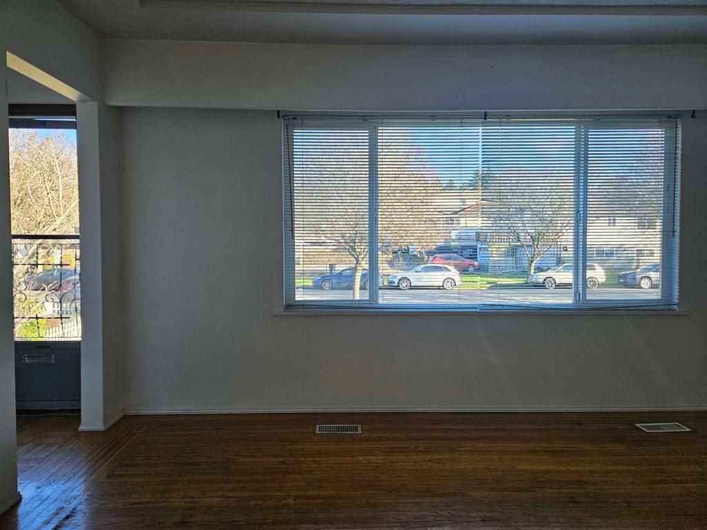 Listing Image for R3080716