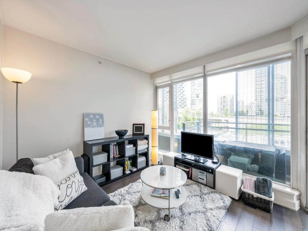 Listing Image for R3080724