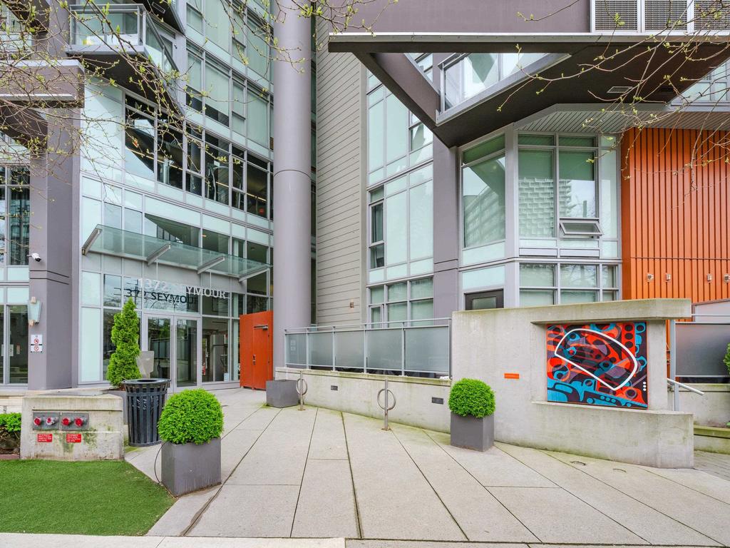 Listing Image for R3080724