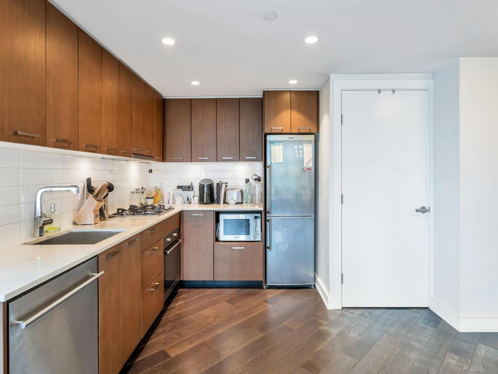 Listing Image for R3080724