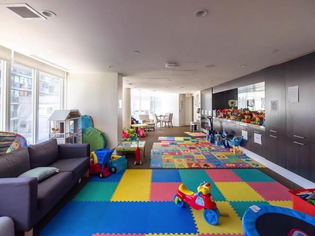 Listing Image for R3080724