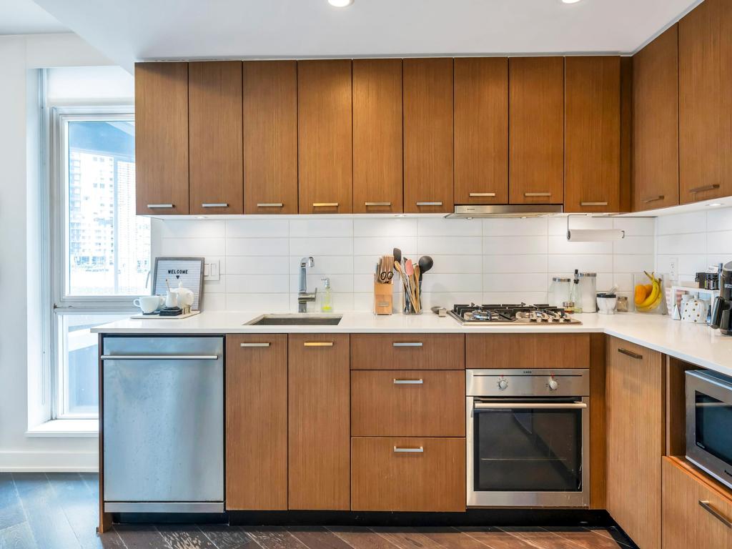 Listing Image for R3080724