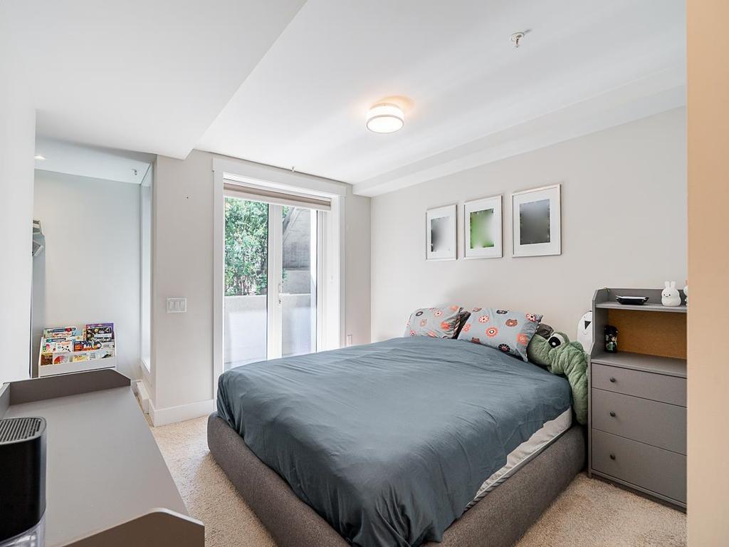 Listing Image for R3080727