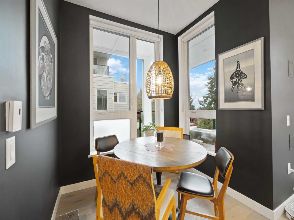 Listing Image for R3080732