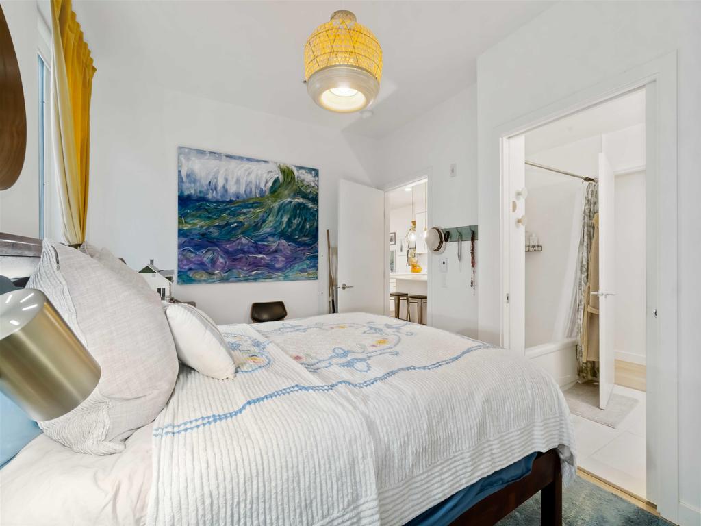 Listing Image for R3080732