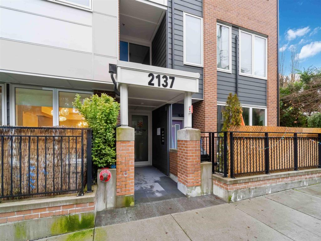 Listing Image for R3080732