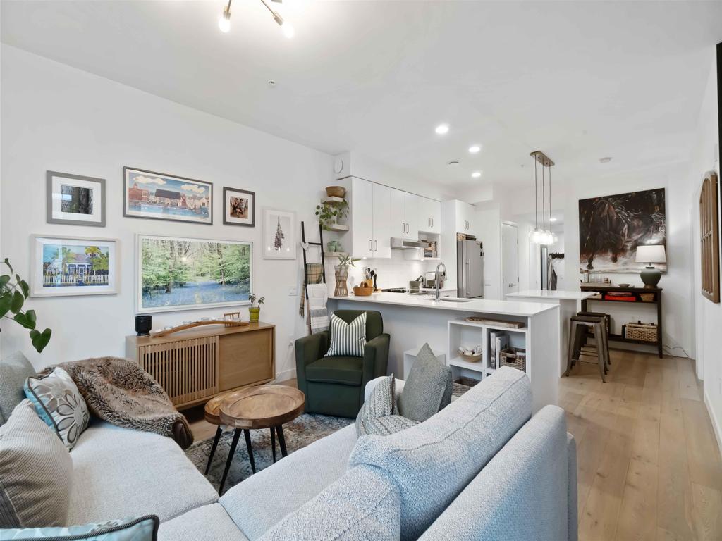 Listing Image for R3080732