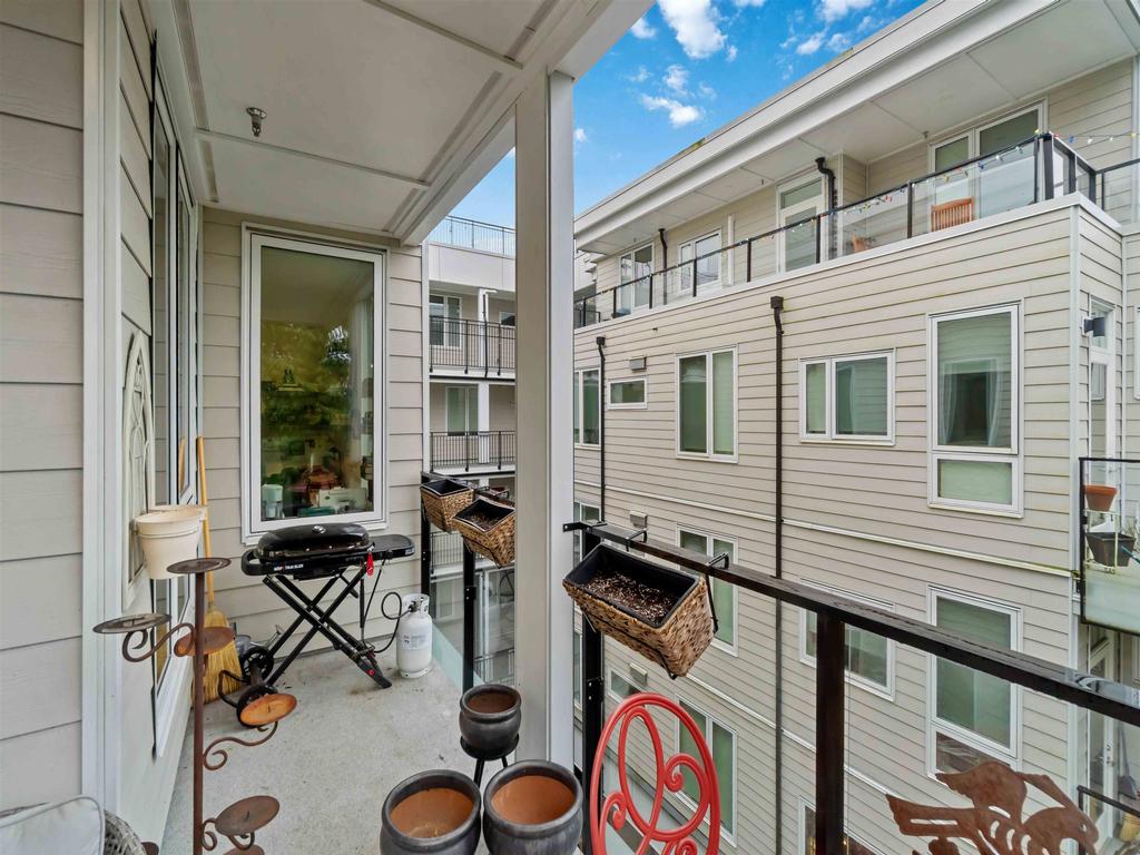 Listing Image for R3080732