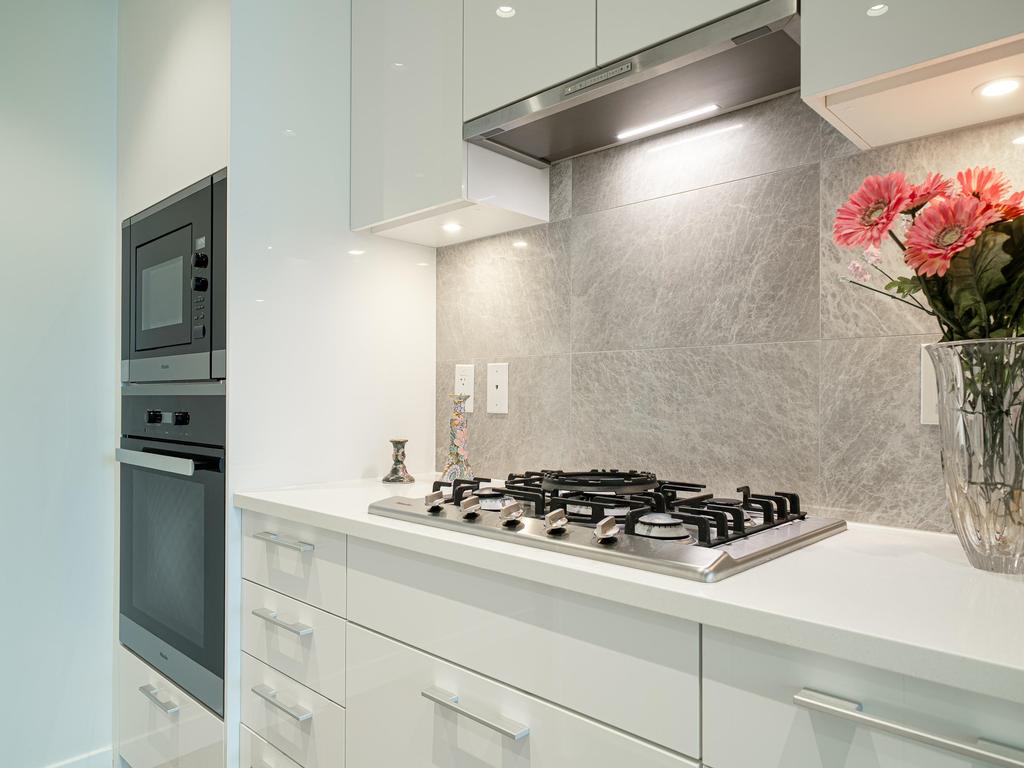 Listing Image for R3080752