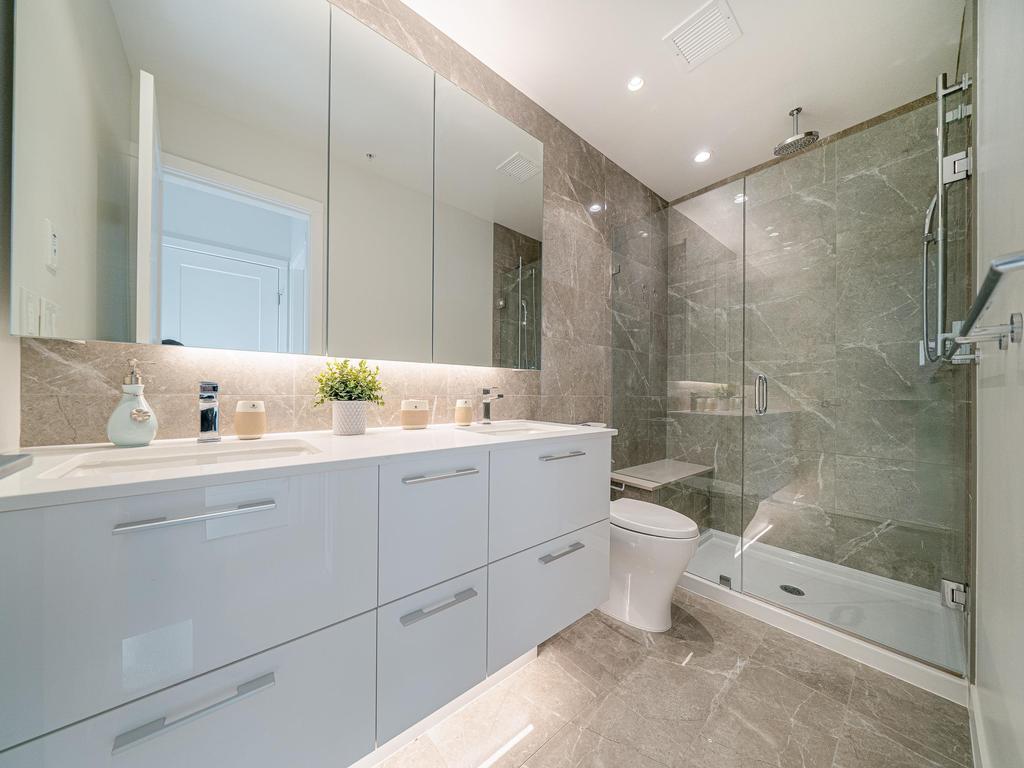 Listing Image for R3080752