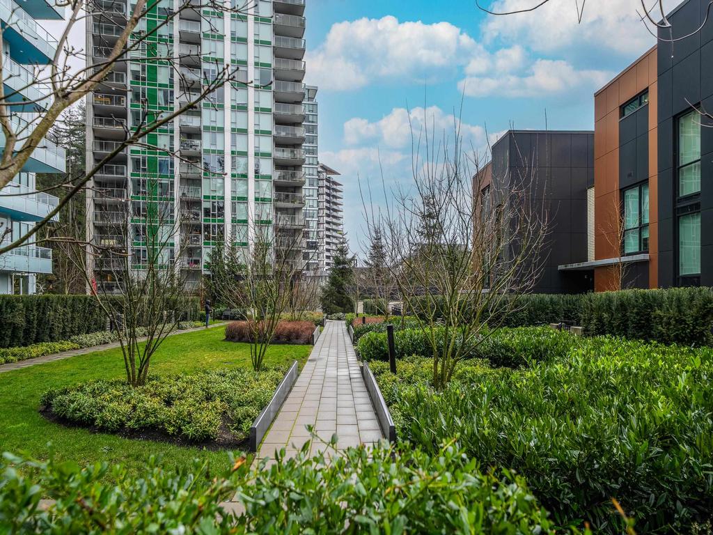 Listing Image for R3080752