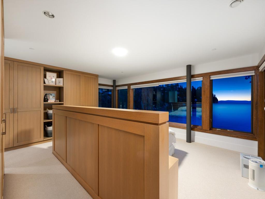 Listing Image for R3080756